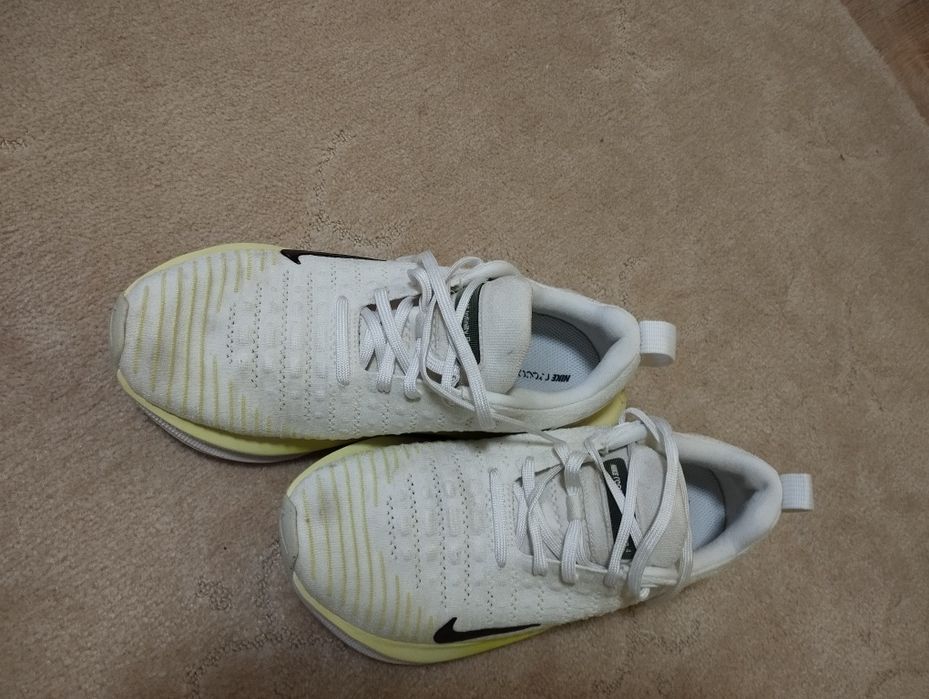 Маратонки Nike 41 номер