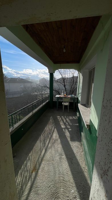 Продавам Къща с Нови Извор