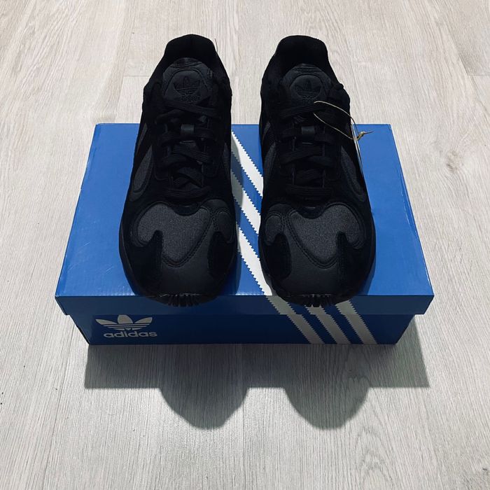 Кроссовки Adidas Yung - 1