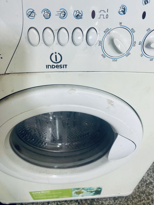 Пералня Indesit за части или ползване