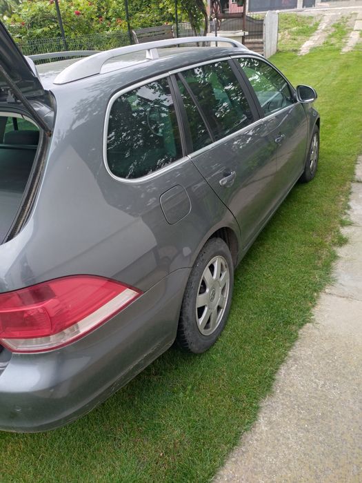 Vând GOLF 5 1.9 TDI