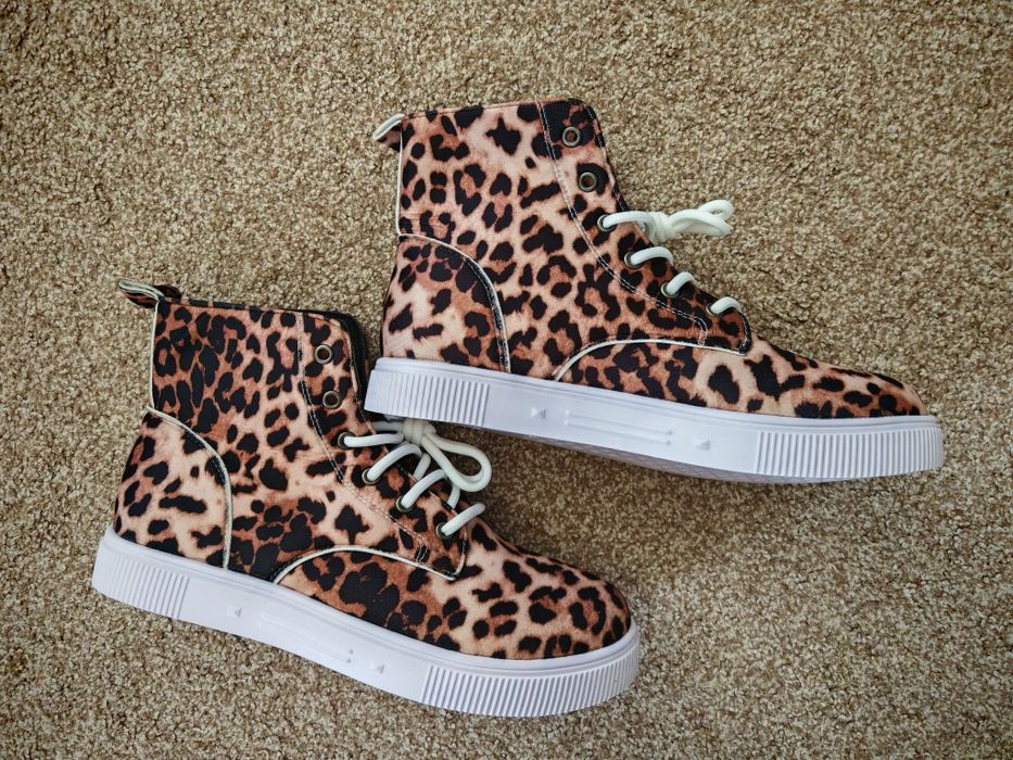 Дамски кецове / боти с леопардов принт 42 размер
