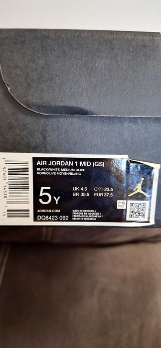 Vand adidasi Jordan 1 mid nr 37.5