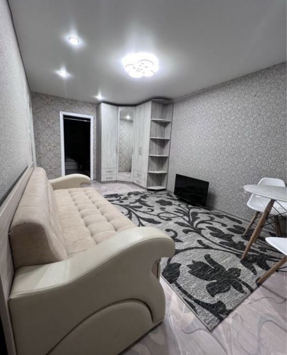 Продам 2 ком Айсберг