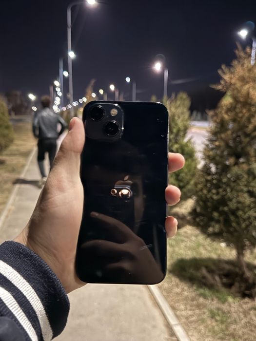 Айфон 13 с гарантия