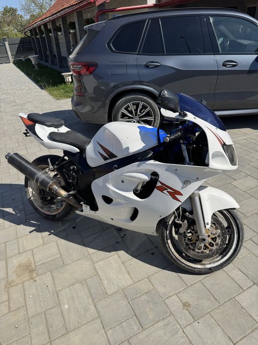 Suzuki GSX-R600 131cp