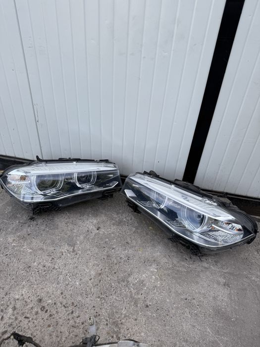 Фарове bmw f15 f16 бмв ф15 ф16 фарове ляв и десен фар ксенон