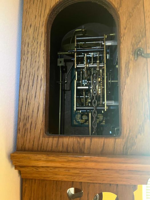 Античен стенен-Фризийски  часовник,дъб- 1950-1960г.с махало