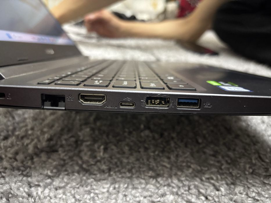 продам игровой ноутбук