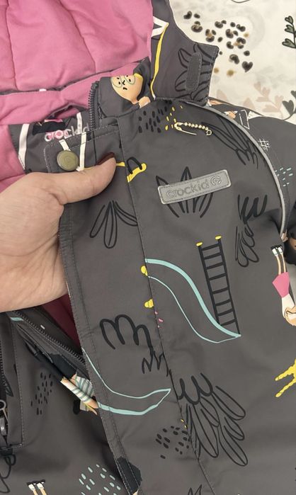 Продам демисезонный комбинезон crockid