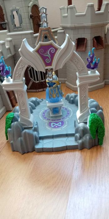 Замък Novelmore Playmobil с допълнителни