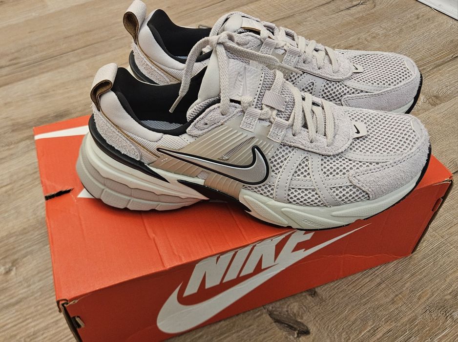 Очень стильные Кроссовки Nike 38, 38.5