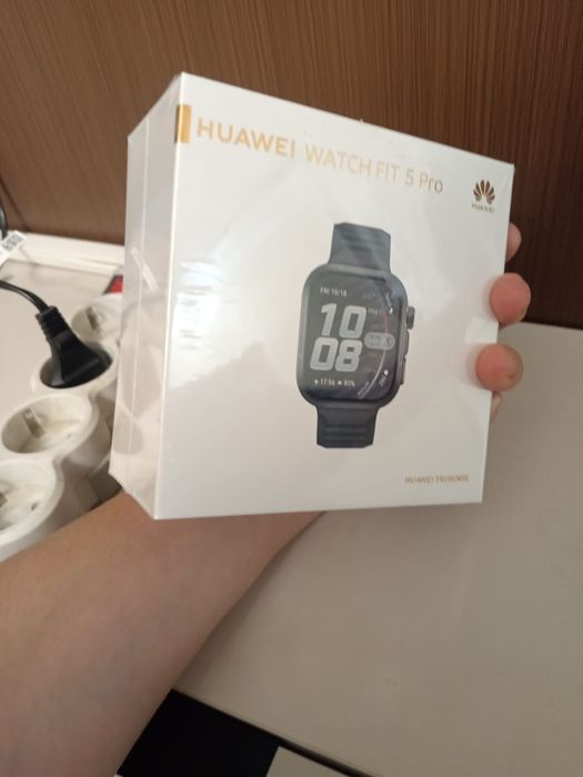 Huawei Watch Fit 5 Pro смарт часы