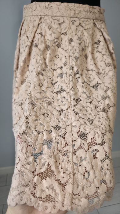 Fustă Midi H&M din Dantelă Florală Bej Pudrat, Mărime 40(potrivita si pt M)