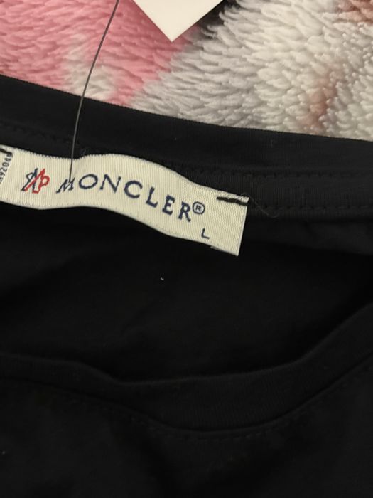 Тениска Moncler.