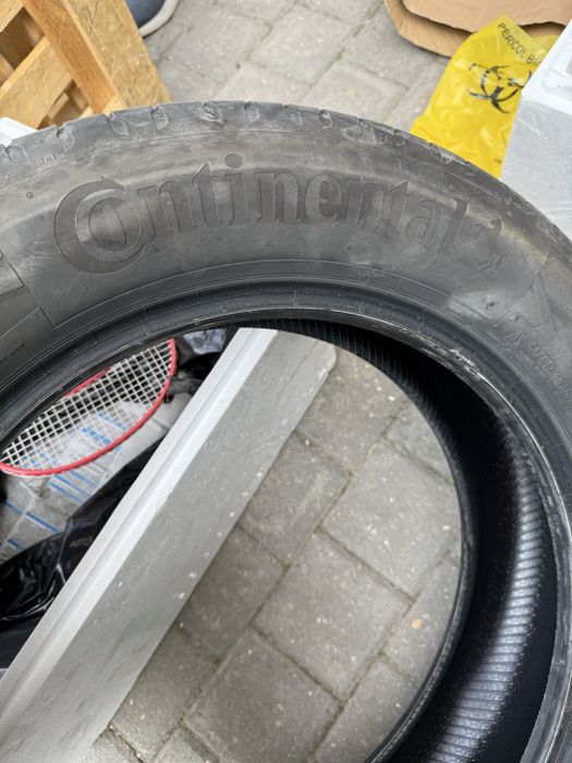 Vand 4 couciucuri Continental 215/60/18
