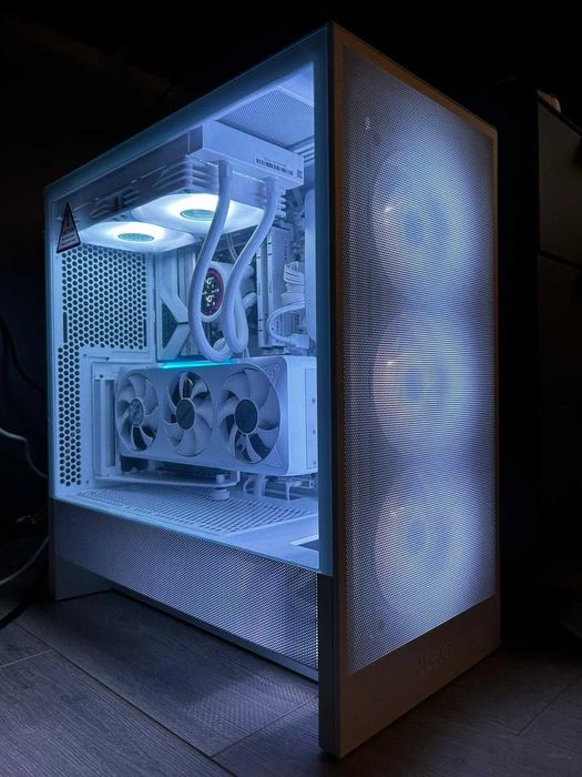 PC Alb 1440p | 9600x | 32GB DDR5 | RTX 5070 | ARGB | GARANTIE + CADOU