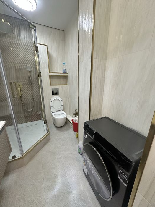 Продается 4 комнатная квартира