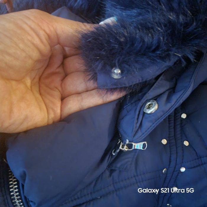 Зимно яке Guess.