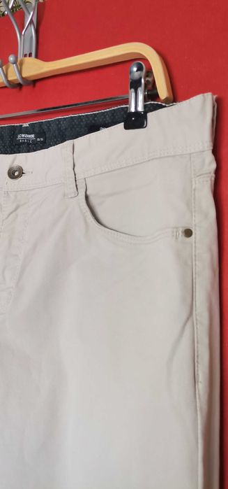 Pantaloni blugi barbati LC Waikiki mar 33/33 slim fit crem impecabili