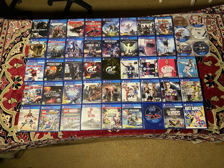 Коллекция игр PS4/PS5 — хиты + редкие диски, отличное состояние.