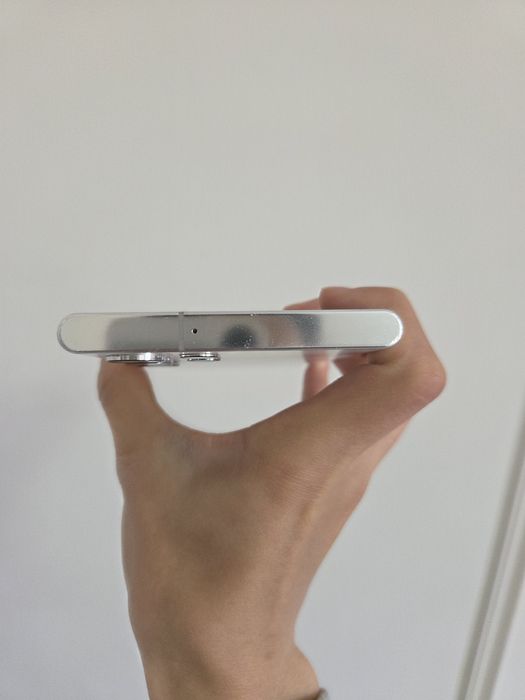Продам samsung s22 ultra 256gb
