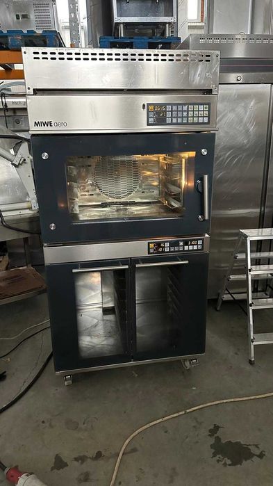 Cuptor Miwe Aero panificatie patiserie 4 tavi + hota condensare