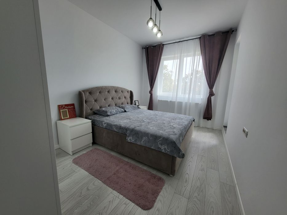 Apartament modern cu 2 camere, tip studio, de inchiriat in Sectorul 4, Bucuresti.