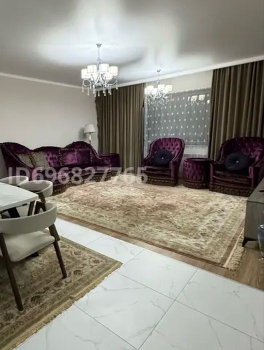 Диван в классическом стиле