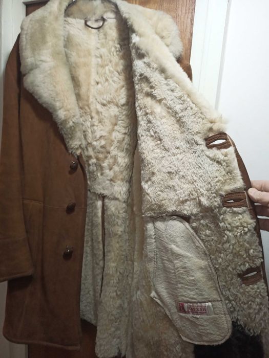 Palton/Cojoc piele si blana naturala Citeste descrierea