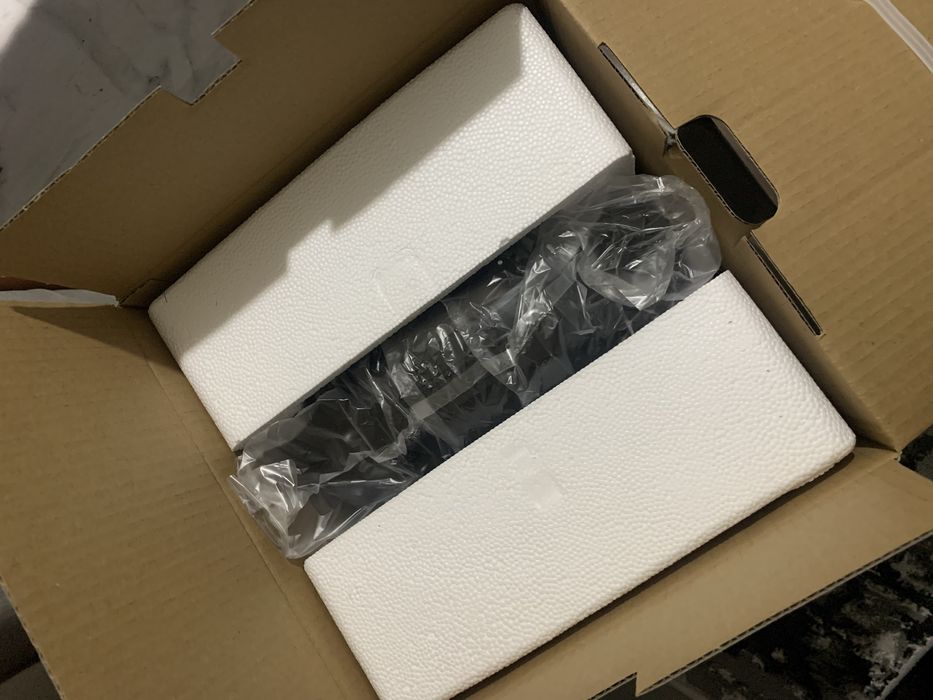 мультиварка для блюд , новое каробка документ все есть