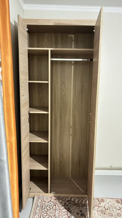 Продается комплект мебели для спальни