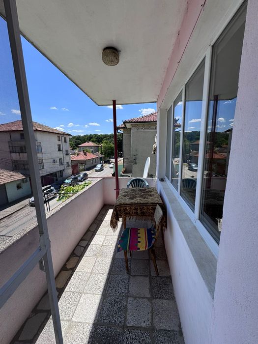 Продава се Етаж от къща в Нови пазар - 122 кв.м за 812 €/кв.м - Снимка #1