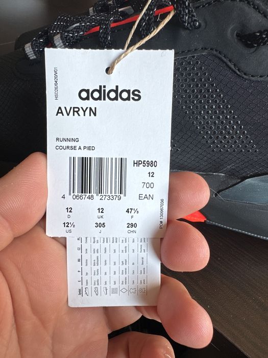 Adidas Avryn  47.1/3