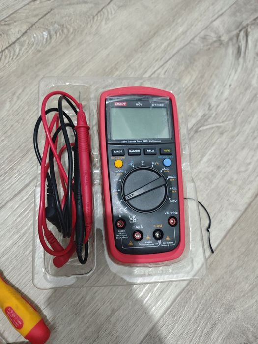UNI-T UT139B мультиметр