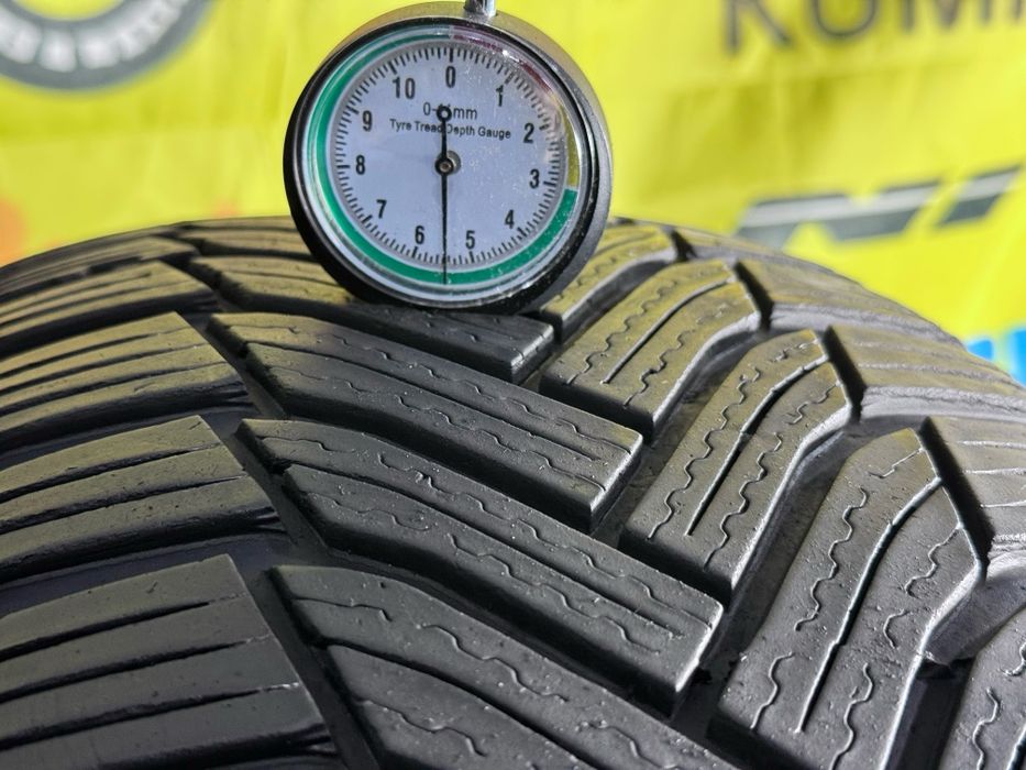 215/65R16 98H Michelin 6,1-5,5mm stare foarte buna