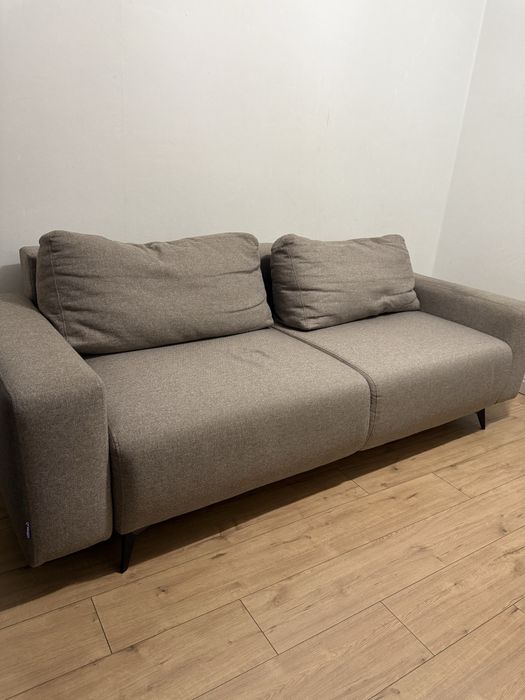 Продаётся диван. Раскладной