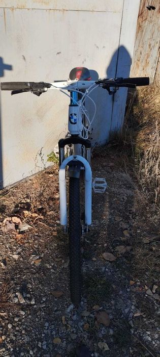 Велосипед BMW в хорошем состояние