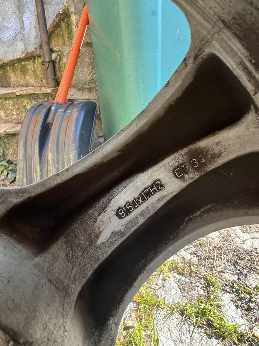 4 броя джанти със зимни гуми