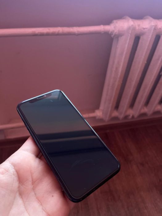 Айфон 11 про.