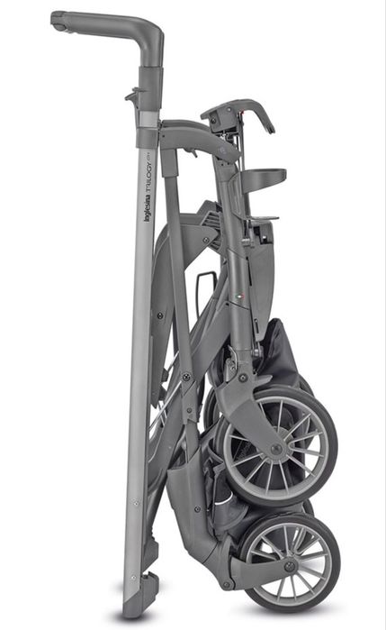 Детская коляска