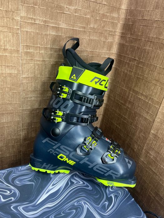 Ски обувки Fischer RC One 100 / 26/26,5см.