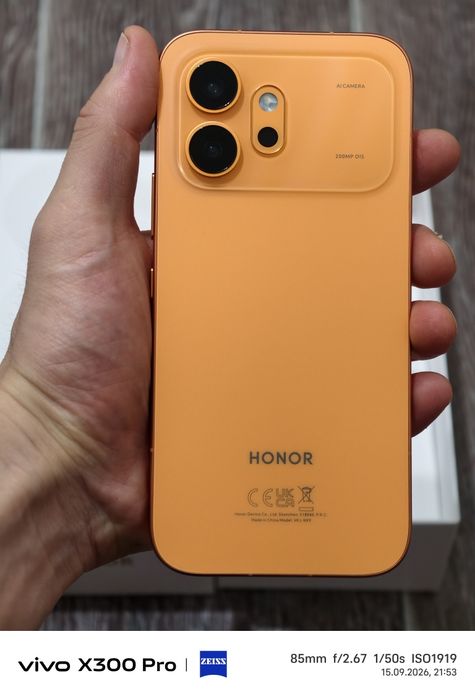 Honor 600 512 gb Ram 12 5G
