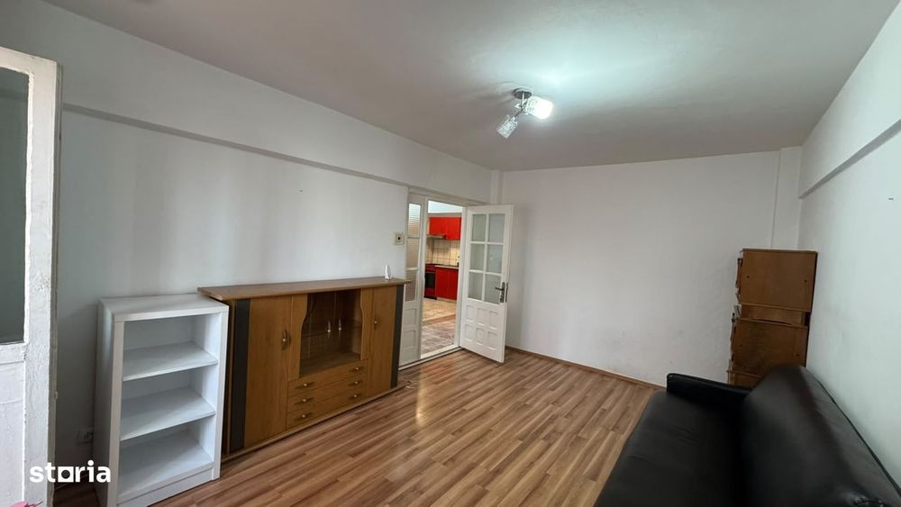 Apartament 3 camere decomandat-Orizont-Letea