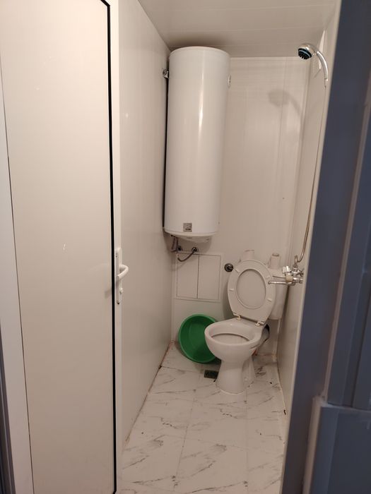 Продавам Къща на два етажа