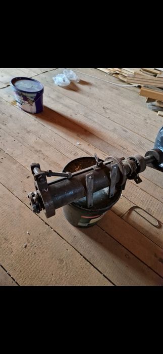 Se vinde masina de facut coturi crețe pe rotund