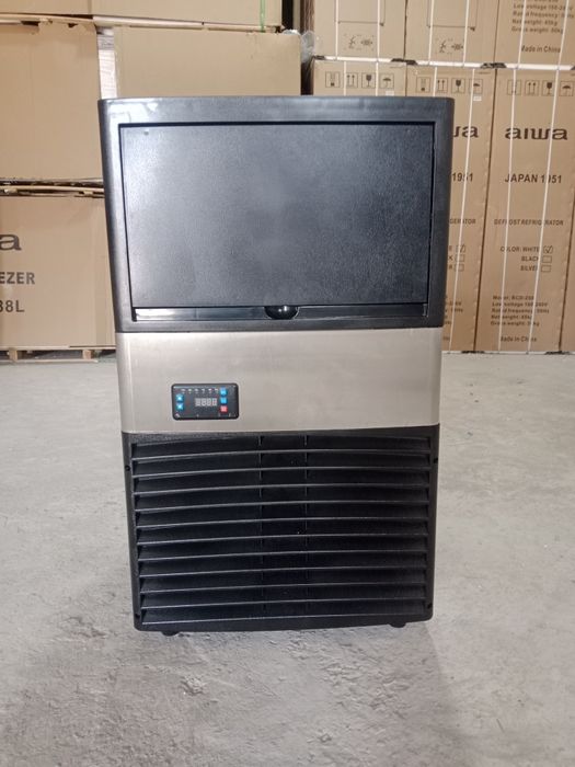 Ледогенератор Hurakan Ice box