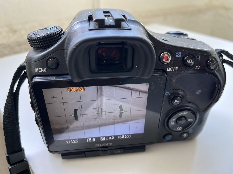 SONY α100 Sony Alpha 100 - Wikipedia