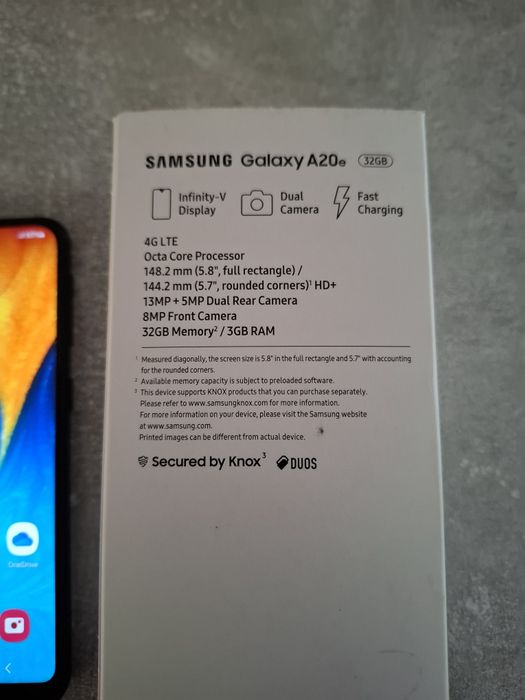 Самсунг А20е запазен