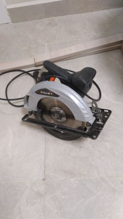 Электро пила пчелка